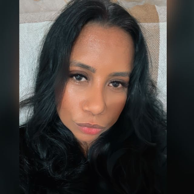 Ariana Clair - Coordenação Geral